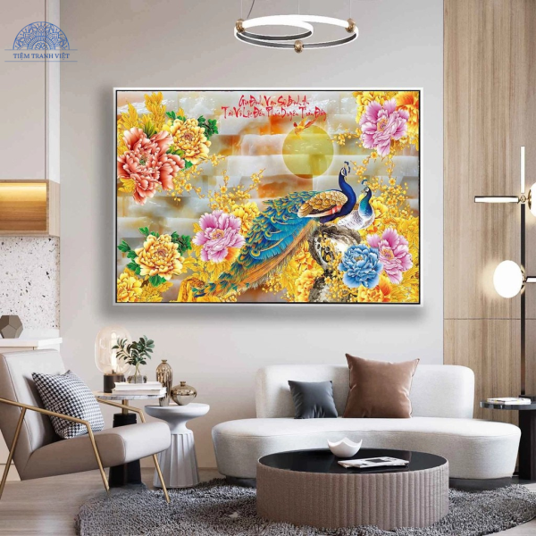 Tranh đôi công bên hoa mẫu đơn